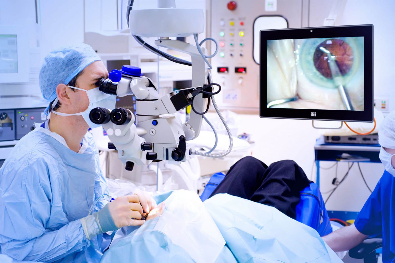 Замена хрусталика в клиниках москвы. Cataract Surgery 2022. Лазерная хирургия глаза. Оборудование для глазной клиники. Факоэмульсификация катаракты в картинках.