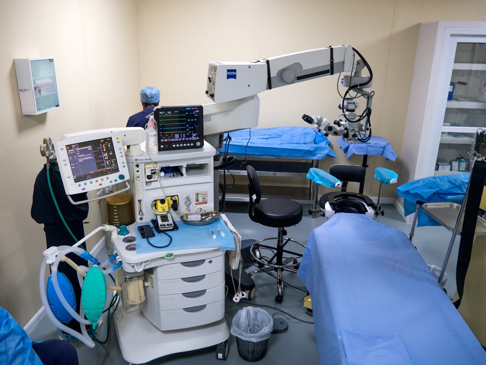 New Surgical Centre at Vision Express Orange Grove - ophthalmology